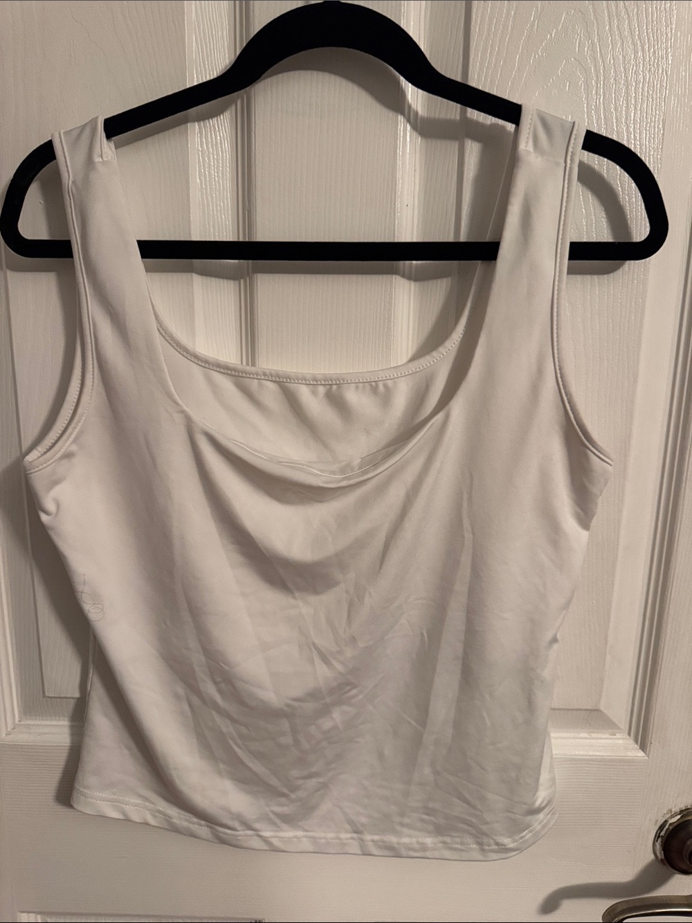 SHEIN White Scoop Neck Tank Top